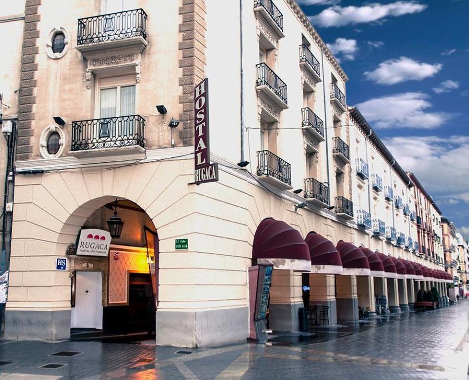 Hostal Rugaca Huesca Exterior photo